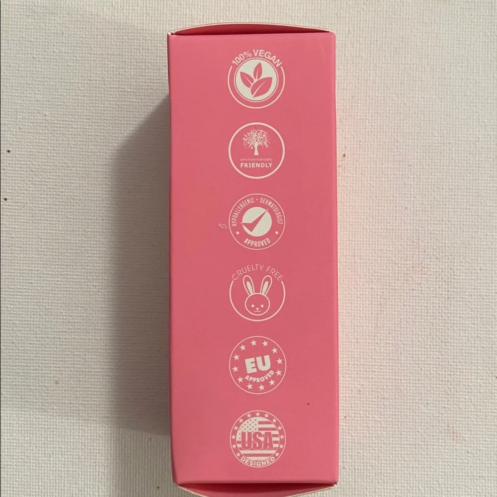 Bundle of 2 Makeup eraser mini NIB
